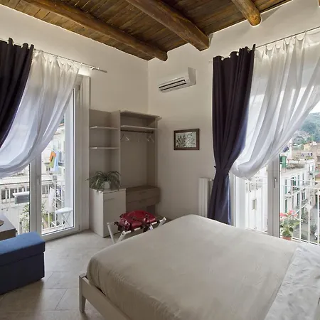 فندق مبيت وإفطار La Viuzza